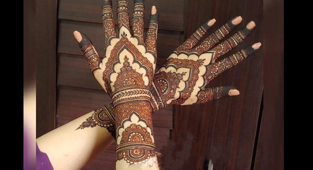 Simple Mehndi Designs for Back Hand 2022 – Hottest Trends