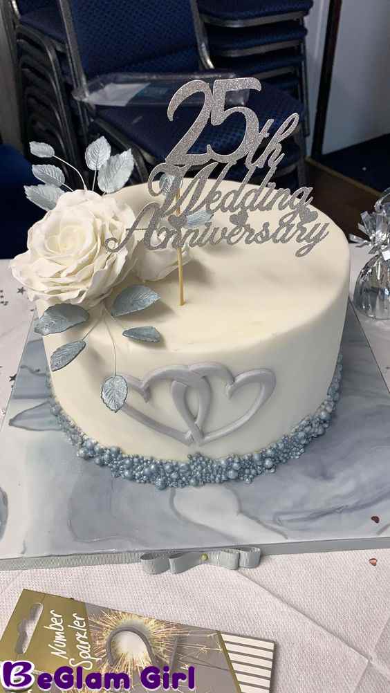 Popular Designs for 25th Anniversary Cakes